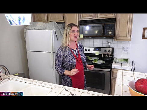 ❤️ Stepmom milking him in the kitchen before his date. ❤ Fucking video at en-gb.passionateembracespotlight.ru